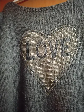 Maglioncino grigio con cuore LOVE