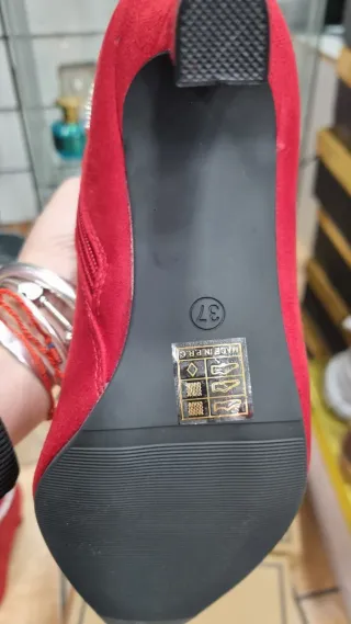 Botín tacón fino mujer rojo