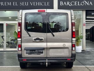 Renault Trafic ( 6 PLAZAS)