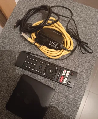 Agile TV Box con Mando y Cables