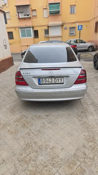 Mercedes-Benz Clase E 2004