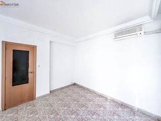Piso en venta en Carolinas Altas en Alicante