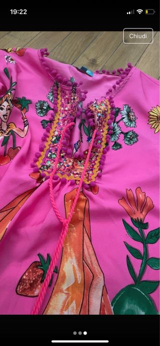 Blusa Multicolor con Pomponcini