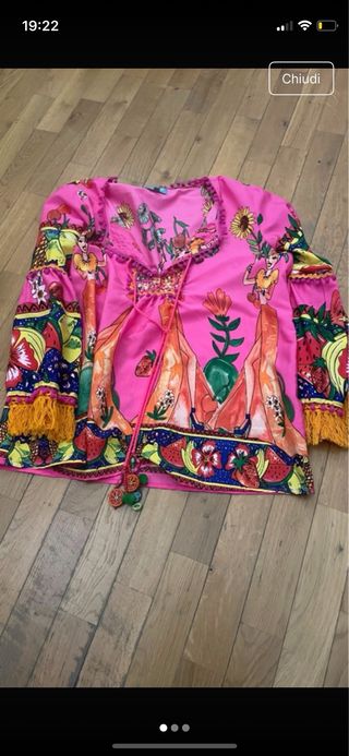 Blusa Multicolor con Pomponcini