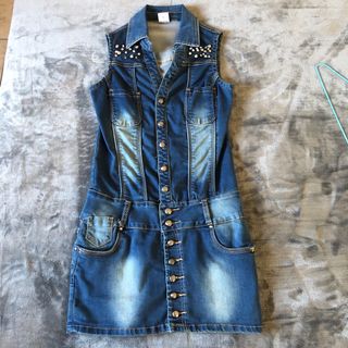 Abito in denim con borchie taglia S