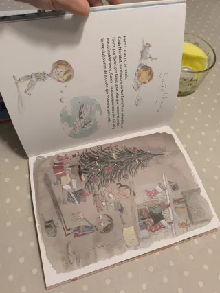 LA MONTAÑA DE LIBROS MAS ALTA DEL MUNDO (Spanis...