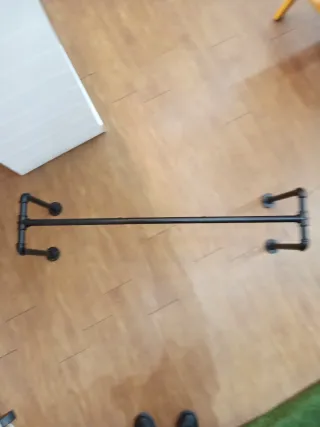 Perchero de pared Metálico Negro Industrial