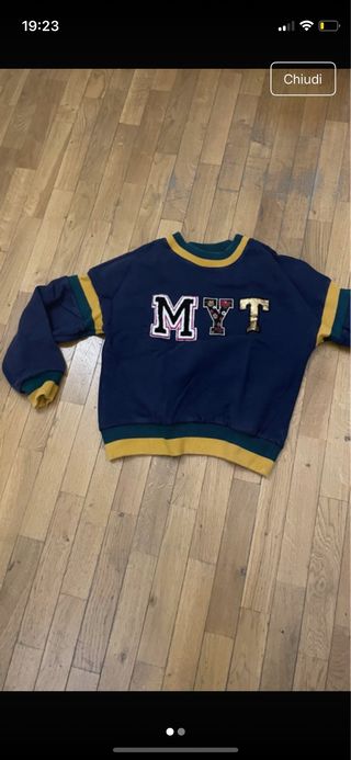 Felpa blu con interno felpato