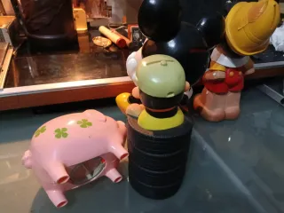 Lote hucha Vintage: Mickey,  Pinocho, publicidad