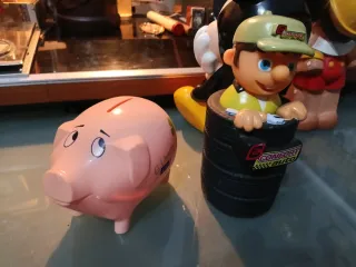 Lote hucha Vintage: Mickey,  Pinocho, publicidad