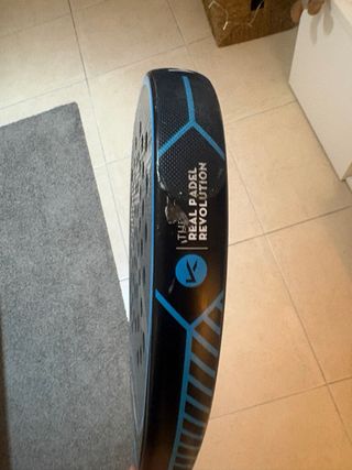 Pala de pádel Kombat SWAT Mk. III Edición limitada