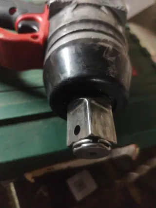 Pistola Llave Impacto M18 Milwaukee para camiones