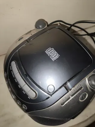 Radio CD y Cassette Sanyo