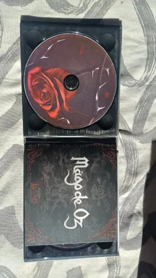 Mago de Oz - Love and Oz