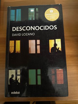 DESCONOCIDOS: Premio EDEBÉ de Literatura Juveni...