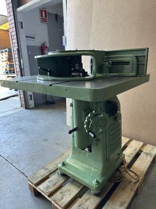 TUPI INDUSTRIAL CARPINTERO J.M. LLURÓ S/A