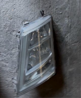 Faros Volvo FH4