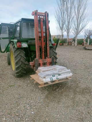 Toro elevador para tractor