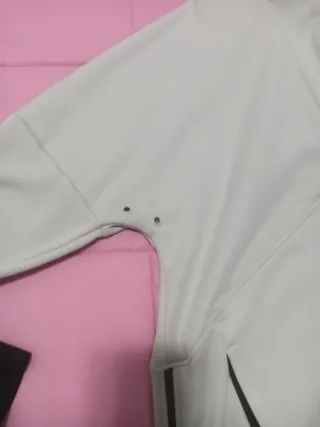 Sudadera con capucha y cremallera mujer