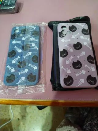 Cristalli temperati e custodie per VIVO Y33s/Y21s