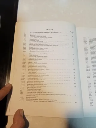 Manual de reparaciones de frenos de coches antiguo