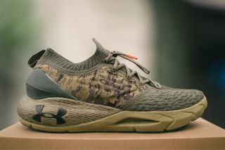 Zapatilla Under Armour Camuflaje Verde