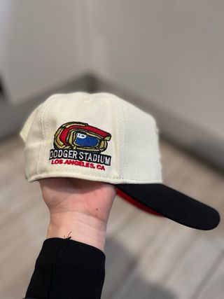 Gorra LA ajustable nueva