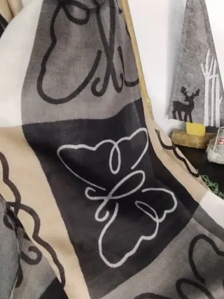 Bufanda / Pashmina Estampado Mariposas