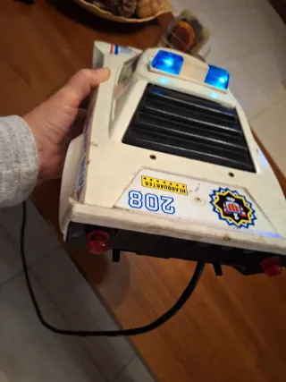 Coche Policía Jyesa Lancia Straits