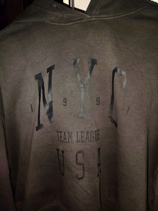 Sudadera crop NYC T.S