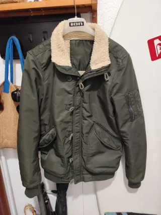 Cazadora bomber verde Talla L