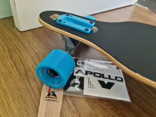 Longboard Apolo Negro y Azul