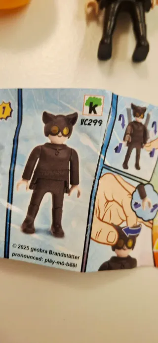 Sorpresa Kinder Playmobil DC Catwoman