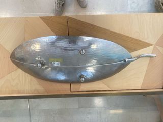 Centro decorativo hoja metal níquel plateado