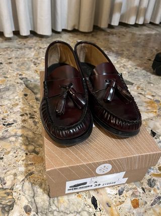 Zapatos castellanos BY marrones talla 39