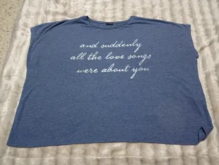 T-shirt donna scritta and suddenly