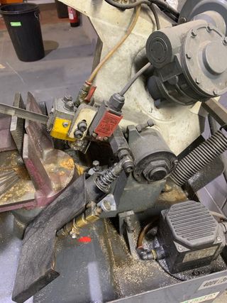 Sierra de cinta profesional