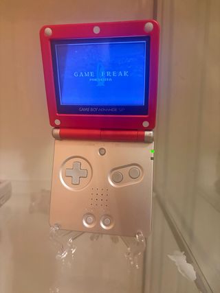 Game Boy Advance SP Rojo/Plateado