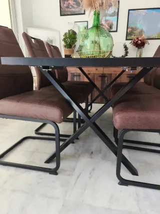 Mesa Comedor Extensible Madera y Metal Negra