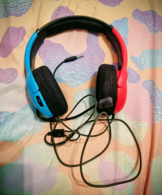 Xbox One S Blanca Casi Sin Uso.Auriculares y jueg