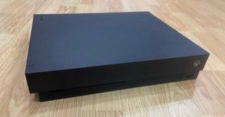 Xbox One X 1TB con mando