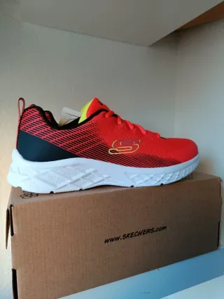 Zapatillas Skechers Summits Rojas 40
