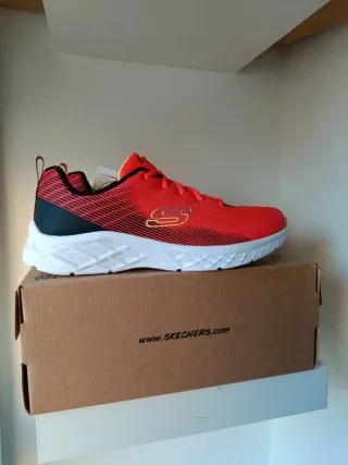 Zapatillas Skechers Summits Rojas 40