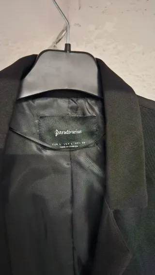 Chaqueta sin mangas Stradivarius Talla L