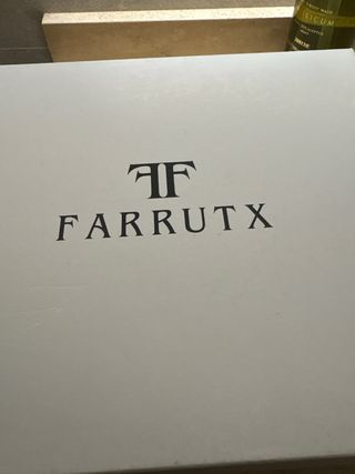 Botas de ante marrones con tacón