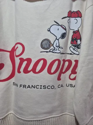 Sudadera Zara Snoopy Beige y Rojo