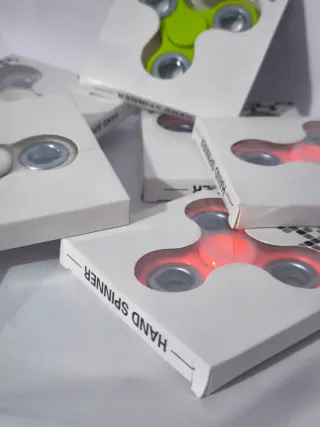 Lote 8 fidgets Spinners Antiestrés