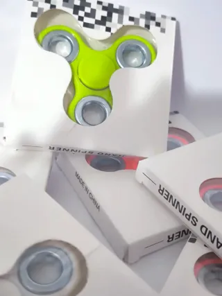 Lote 8 fidgets Spinners Antiestrés