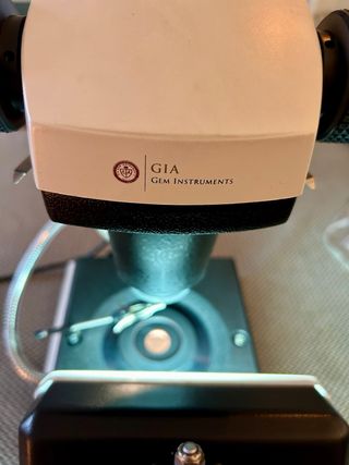 Microscopio Gemológico Gemolite Mark X