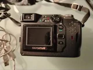 Olympus Camedia C-3000 Zoom
